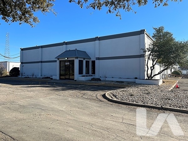 Lee & Associates – DFW Negotiates Industrial Lease Transaction of 5,949 SF in Arlington, TX