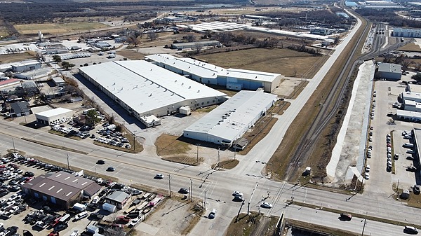 Lee & Associates DFW Negotiates Industrial Sale Transaction of 43,904 SF in Lewisville, TX