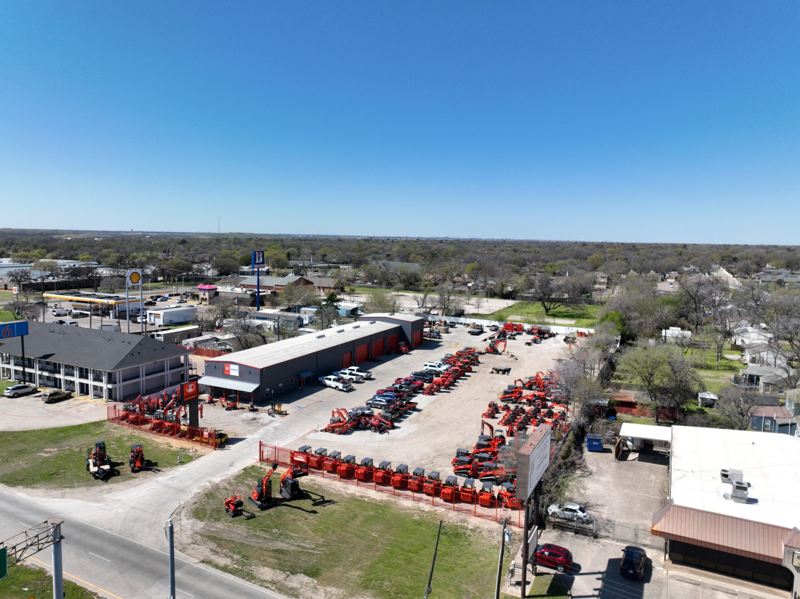 Lee & Associates Dallas-Fort Worth Negotiates a 10,710 SF Industrial Sale Transaction