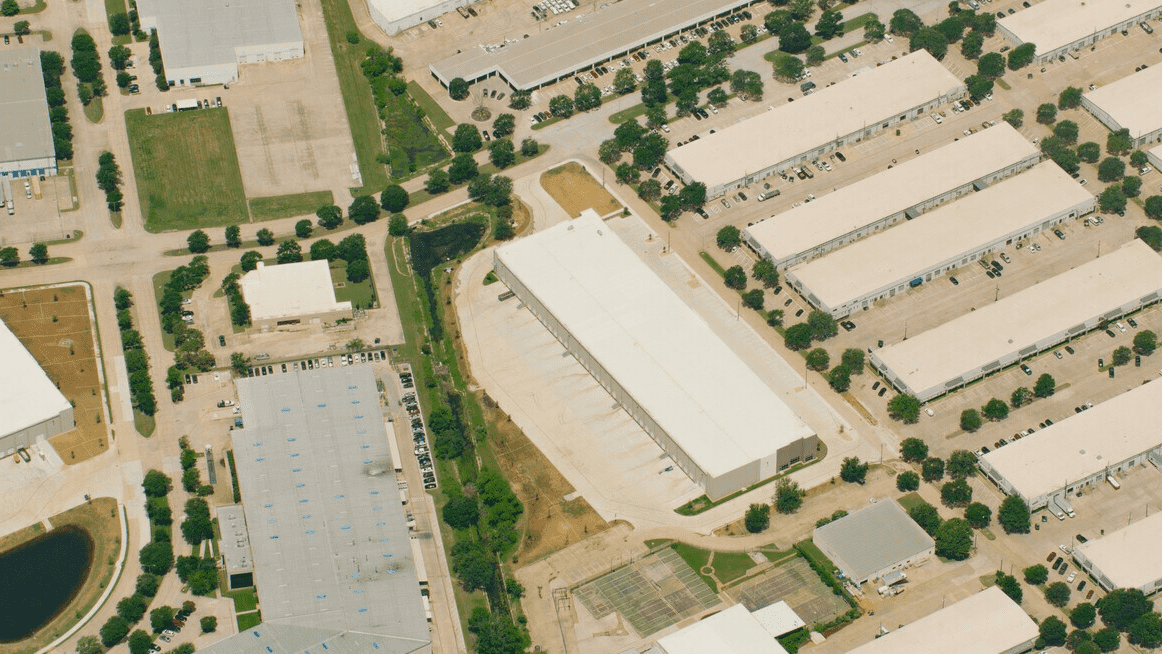 Lee & Associates Dallas-Fort Worth Negotiates a 26,707 SF Industrial Lease Transaction