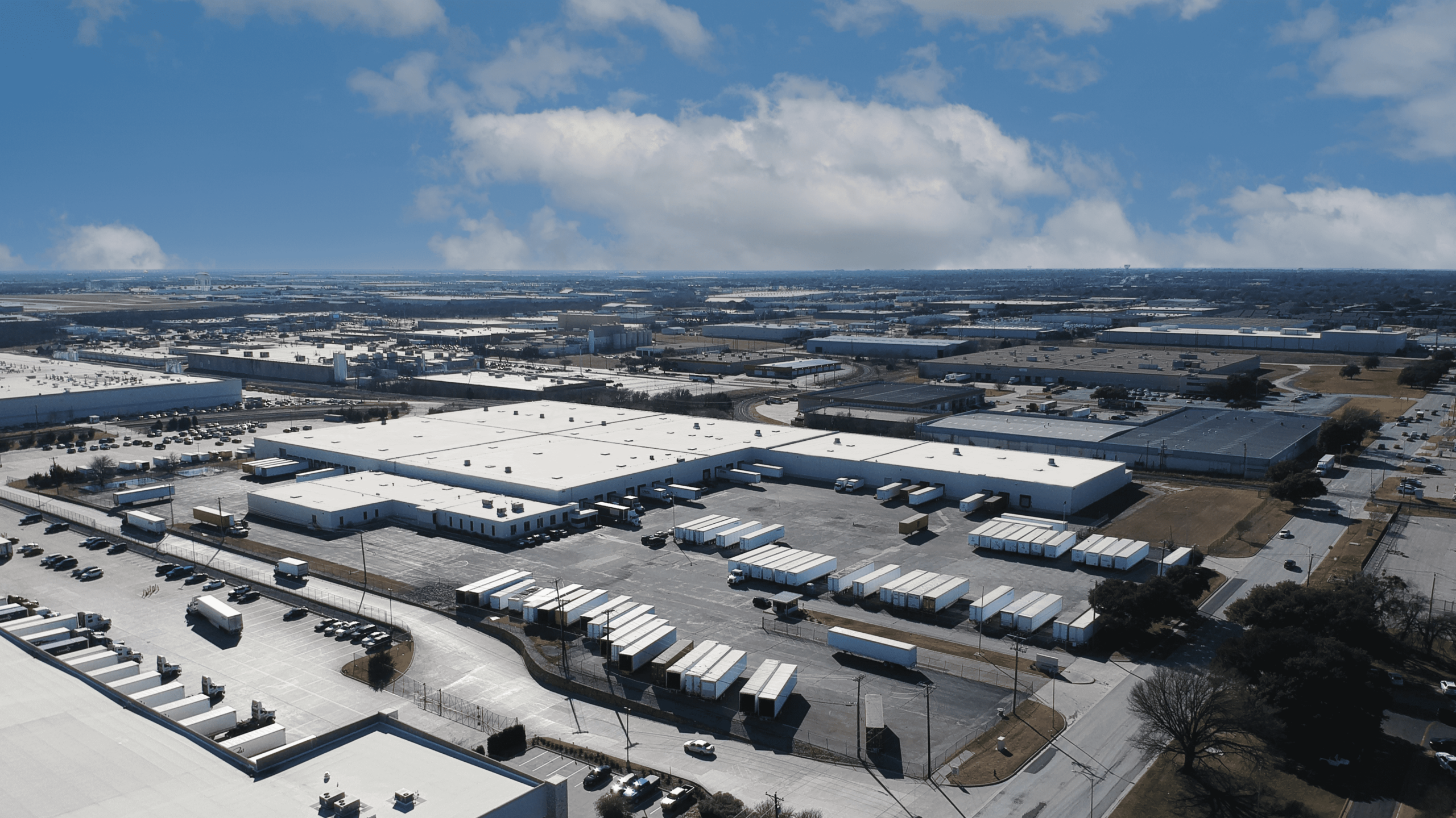 Lee & Associates Dallas-Fort Worth Negotiates a 56,780 SF Industrial Lease Transaction