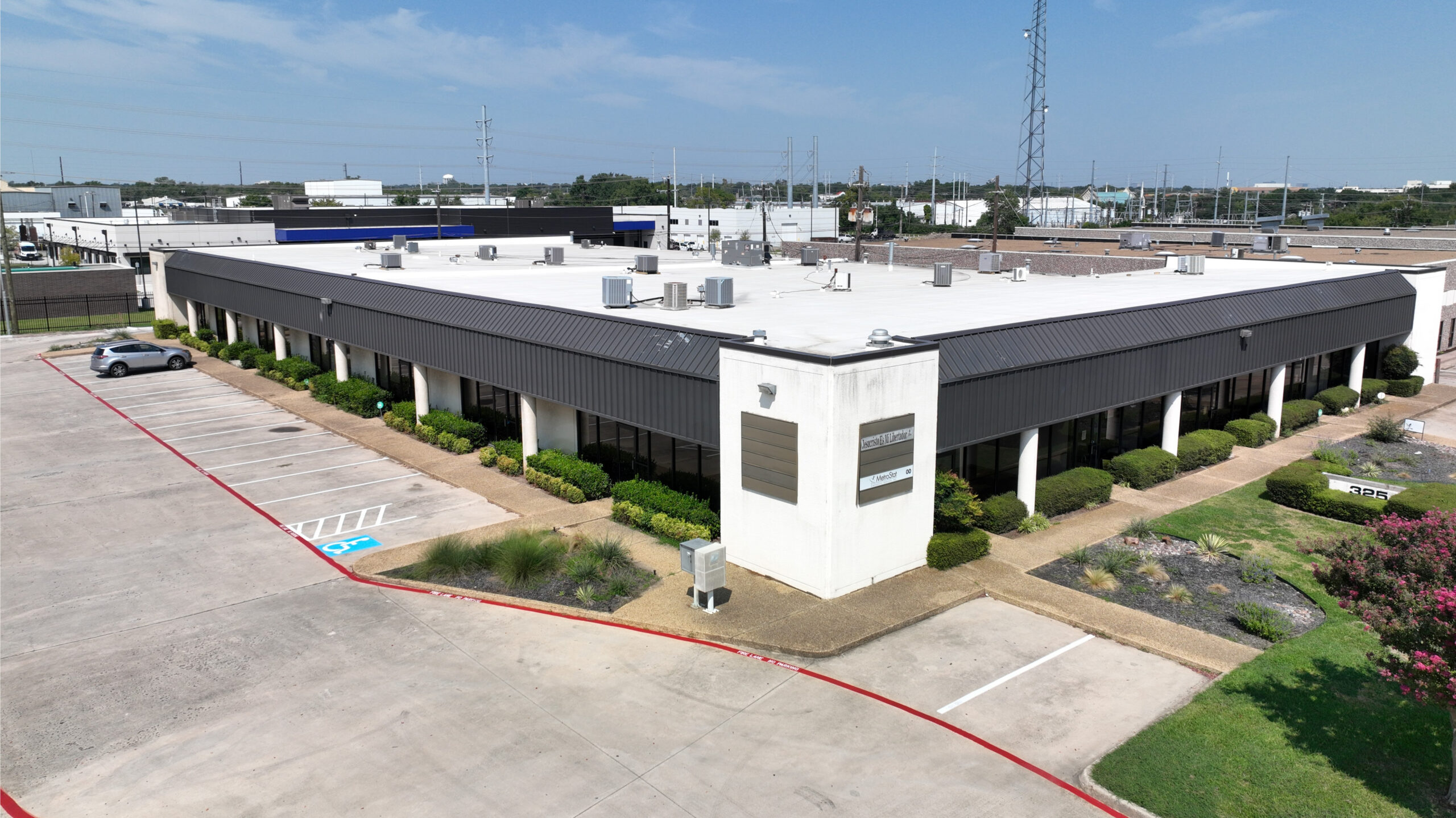 Lee & Associates Dallas-Fort Worth Negotiates a 4,818 SF Industrial Lease Transaction