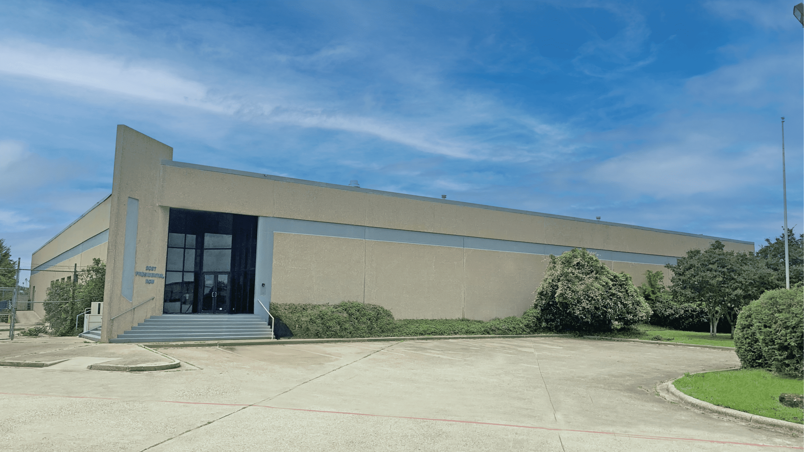 Lee & Associates Dallas-Fort Worth negocia una transacción de arrendamiento industrial de 14,535 pies cuadrados.