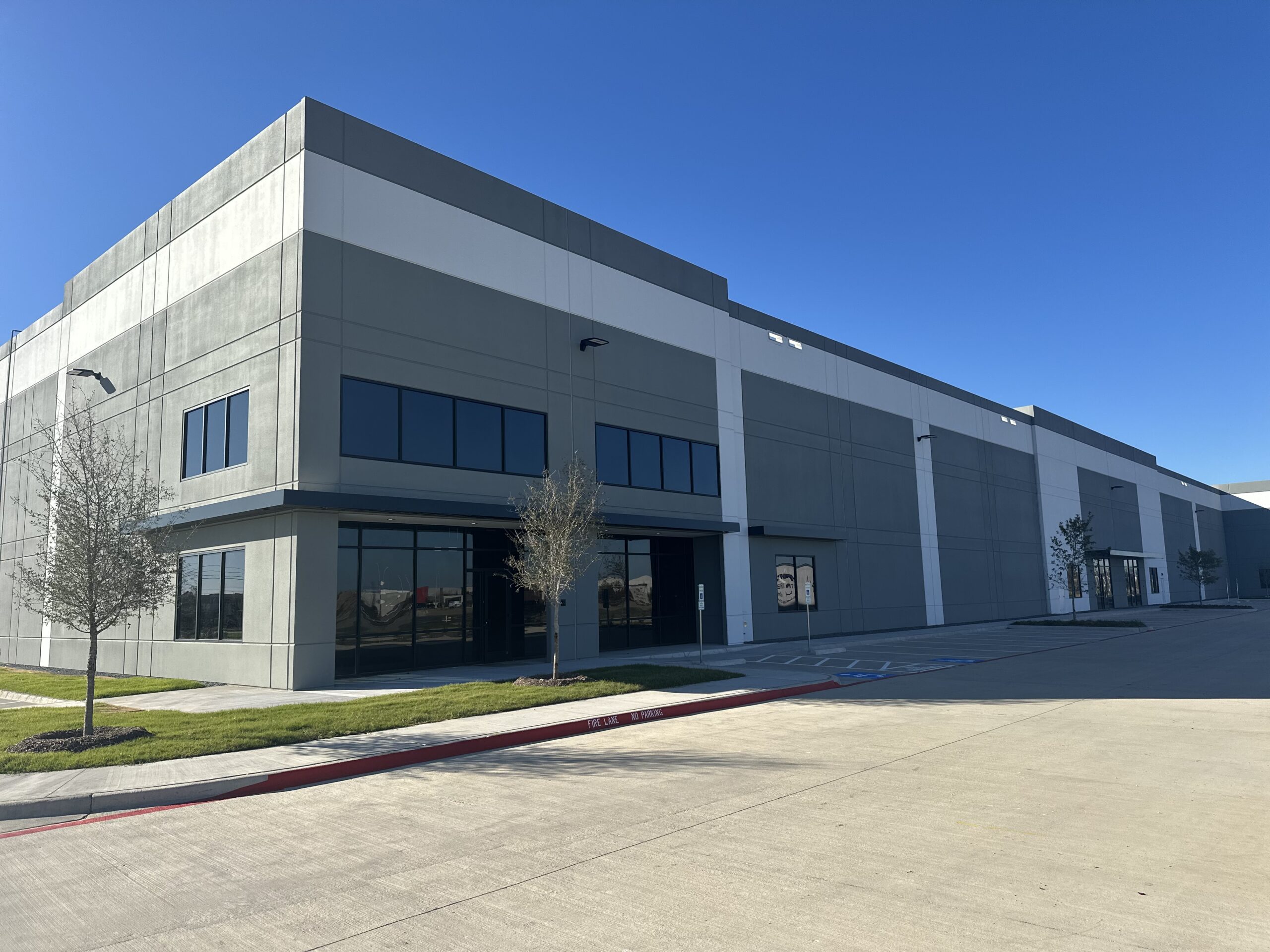 Lee & Associates Dallas-Fort Worth Negotiates a 22,329 SF Industrial Lease Transaction