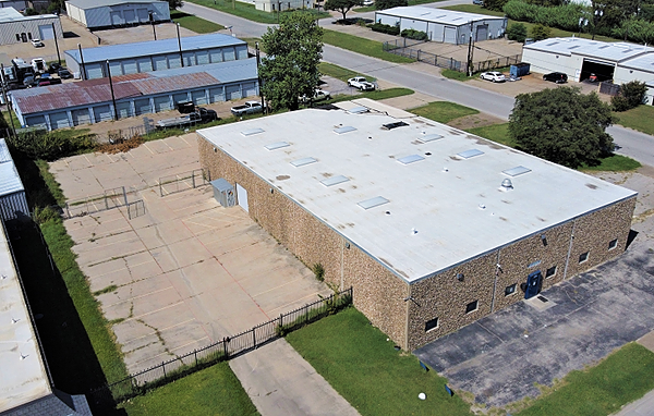 Lee & Associates Dallas-Fort Worth Negotiates a 10,000 SF Industrial Lease Transaction